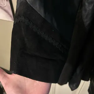 Vintage C-lll women’s trench coat thumbnail 5