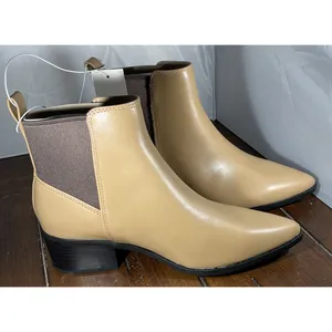 Universal Threads 7 Chelsea Boots Tan Pointed Toe Block‎ Heel Ankle Booties NEW thumbnail 2