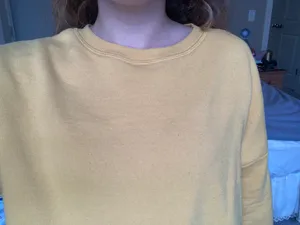 Pull & Bear Yellow Crewneck thumbnail 5