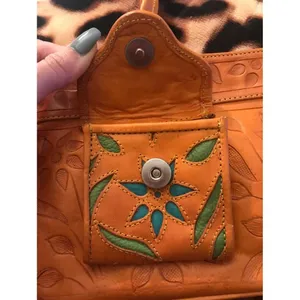 Brown Paraguay hand-tooled floral leather purse‎ hand tote shoulder purse cute thumbnail 3