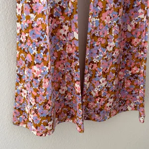 NWT Billabong Hang Loose Pant Pink Abstract Floral Flare Pants Small thumbnail 6