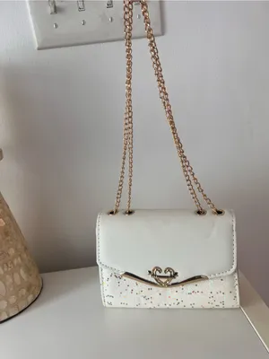 White Chain thumbnail 3