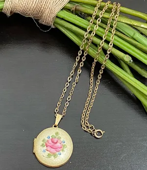 Vintage Hand-painted Flower Enamel Victorian Locket Necklace thumbnail 1