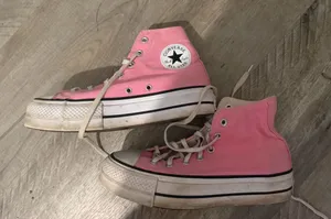 Pink Converse High-Top Platform thumbnail 1