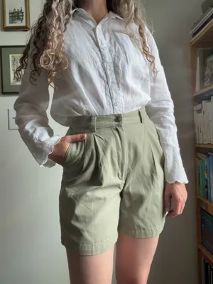 L.L. Bean Green High Waisted Pleated Chino Shorts thumbnail 1