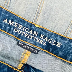 American Eagle Womens 12 360 Super Stretch Shortie Denim Peekaboo Shorts thumbnail 7
