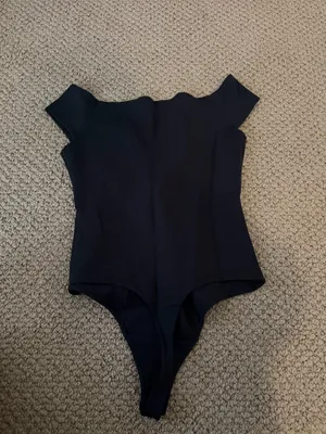 Abercrombie Bodysuit Off-the-Shoulder Black thumbnail 3