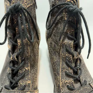 OTBT Floyd Distressed Crackle Leather Combat Boots Bronze Black Womens 7M thumbnail 9
