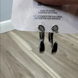 Free people semi hoop faceted earrings silver tone thumbnail 4
