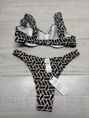 Cupshe Retro Geo Sweetheart Bikini Top & Ultra Cheeky Bottoms Set thumbnail 6