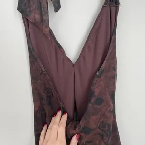 Urban Outfitters Size S Brown V Neck Y2K Dress Waterfall Boho Flowy Mini thumbnail 5