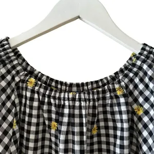 Old Navy puff sleeve black white sunflower embroidered gingham swing SZ M #2160 thumbnail 2