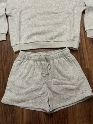 Alo Accolade Set Gray Large Crewneck + Shorts thumbnail 6