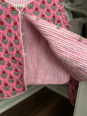 Pink quilted jacket Size L thumbnail 3