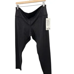 NWT Lululemon Align HR Pant 28” Dark Olive Size 18 Authentic ( SOLD OUT) thumbnail 6