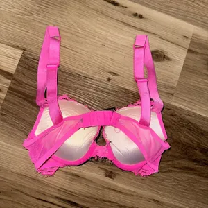 Victoria’s Secret barbiecore hot pink 32A push-up sequin bra thumbnail 2