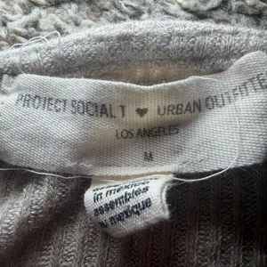 Project Social T x Urban Outfitters‎ Ribbed Knit Wrap Tie-Front Top, Size M thumbnail 5