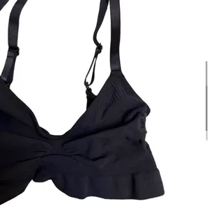 SKIMS Sculpting Bralette S/M thumbnail 4