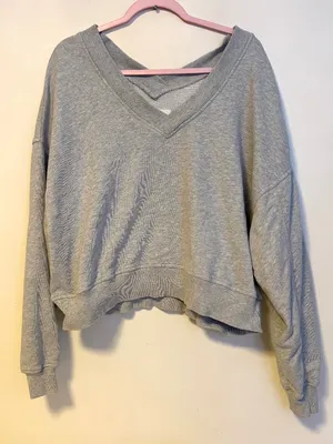 Aerie V Neck Crewneck Relaxed Crop Sweater Sweatshirt Light Grey Womens Small thumbnail 1