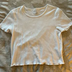 American Eagle White Ribbed T-Shirt thumbnail 1