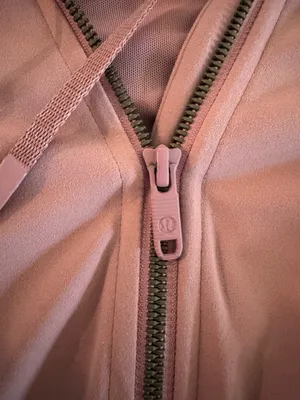 Lululemon Define Hooded Jacket thumbnail 3