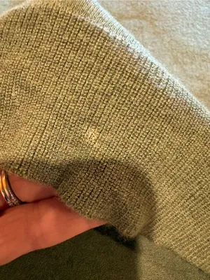 Polo Ralph Lauren Women's Oversized V-Neck Knit Sweater olive green size S thumbnail 10