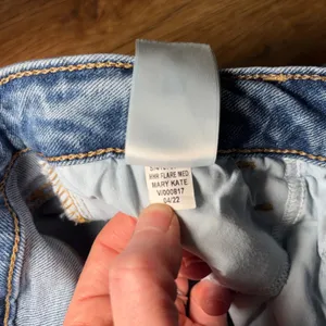Old Navy Higher High-Rise Flare Jeans Medium Wash Mary Kate Size 8 western boho thumbnail 8