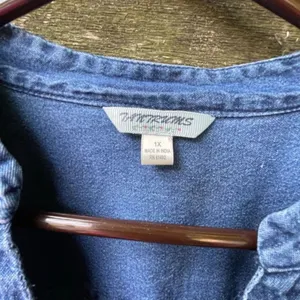 Tantrums size 1X pleated roll tab sleeves denim tunic. thumbnail 5