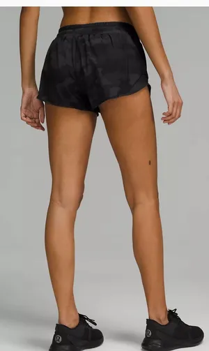 Lululemon Shorts thumbnail 2