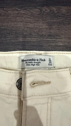 Abercrombie Ankle Straight Ultra High-Rise Jeans thumbnail 3