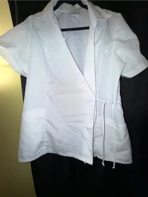 Unif White Short Sleeve Wrap Scrub Top for Woman thumbnail 1