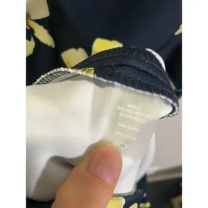 Tommy Hilfiger Sheath Dress Womens 6 Navy Yellow Floral Scuba A9SS4Z2A Preppy thumbnail 7