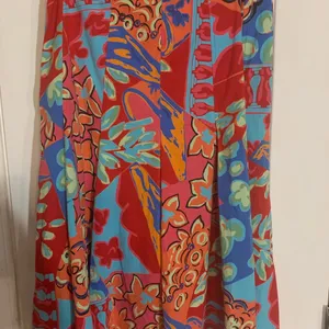 Harold’s Women Multi Print Skirt Sz 8 New without tag. thumbnail 2