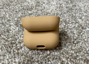 Starbucks AirPod Case thumbnail 3