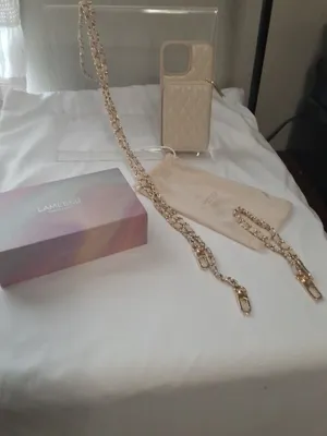 Cream Quilted Phone Case With Crossbody Chain Strap & Chain wrislet Iphone 14 Pr thumbnail 2