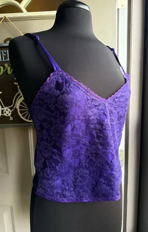 Vintage 80s Victoria’s Secret gold label lace satin cropped cami, size medium thumbnail 1