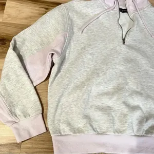 L.A. Hearts Grey and Purple Cropped Sweatshirt Women’s Small thumbnail 4