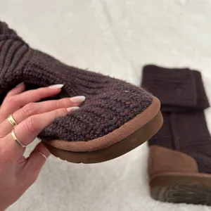 UGG Australiawomen's (Size 7M) Classic Cardy Boot - Red/Brown thumbnail 7