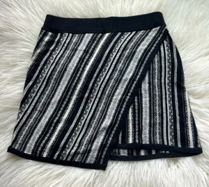 NWT Smartwool knit Alpine Lodge Patterned skirt size small thumbnail 1