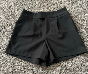 A new day Black High-Rise Tailored Women's Shorts thumbnail 1