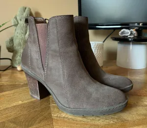 Baretraps Dasha Boot In Brown thumbnail 2