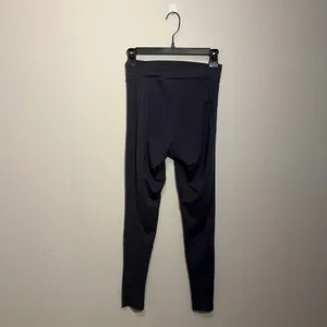 Gymshark Training‎ Leggings High Waisted Athletic Active Workout Gym Gray Size M thumbnail 2
