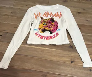 Def Leopard  thumbnail 1