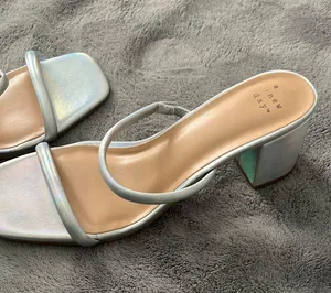 Iridescent heels thumbnail 1