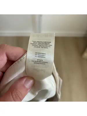 Aritzia Wilfred EUC Women's The Melina Pant Straight White Faux Vegan Leather 6 thumbnail 6