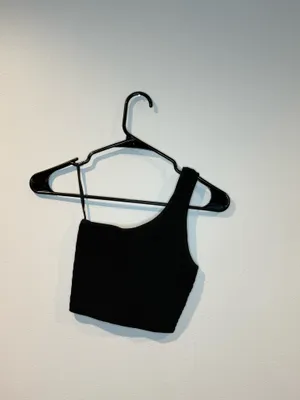 Babaton Aritzia One-Shoulder Sculpt Knit thumbnail 2