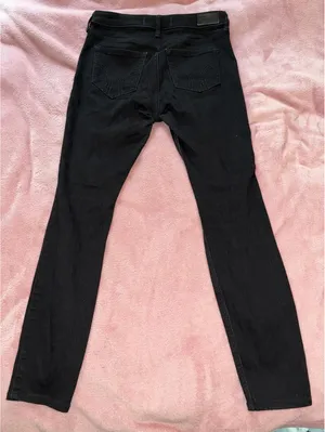 Hollister High Rise Super Skinny Distressed Black Jeans Size 29 thumbnail 3