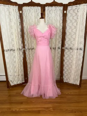 Pretty Vintage 1970s Pink Ruffle Union Made Prom/Bridesmaid Gown thumbnail 3