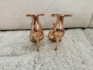 Steve Madden Rose Gold Heels thumbnail 4