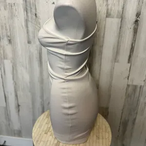 White off the shoulders white dress thumbnail 3